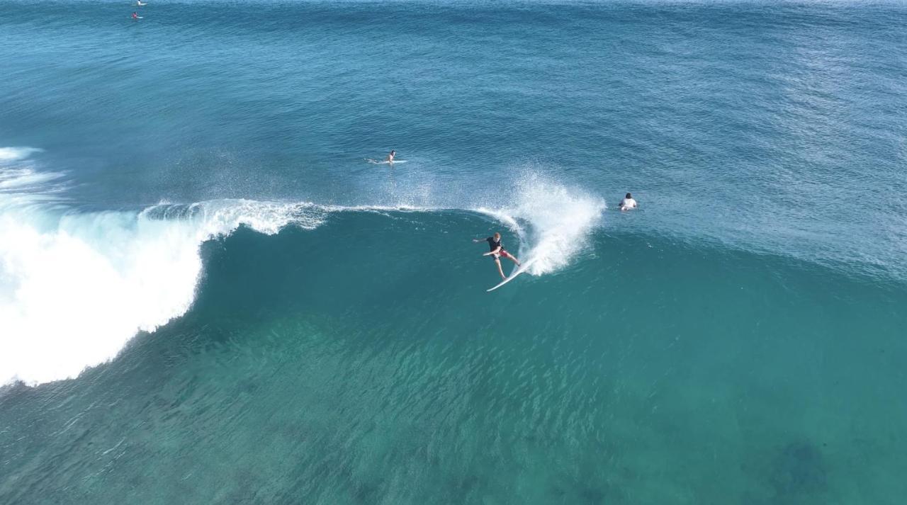 Surf Yoga Camp Hotell Thulusdhoo Exteriör bild