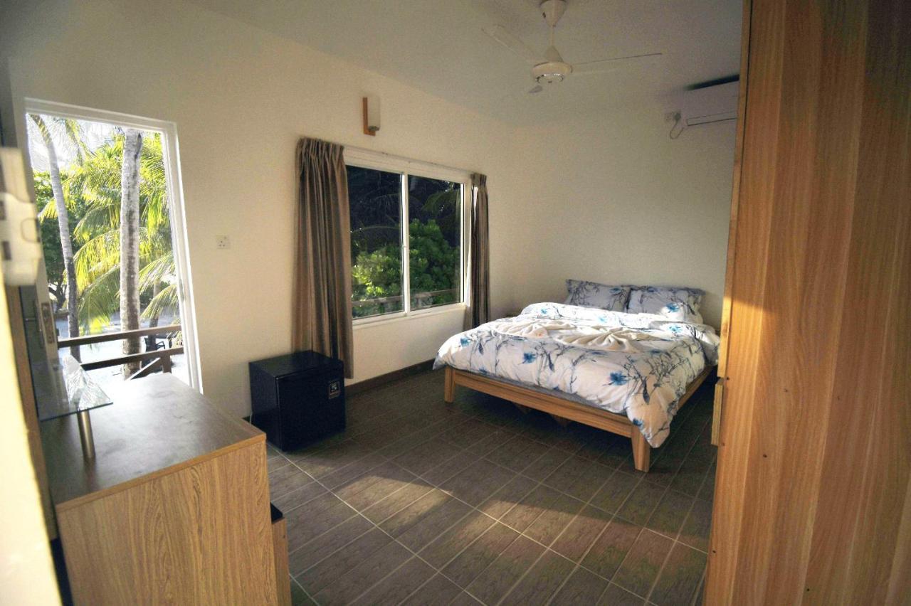 Surf Yoga Camp Hotell Thulusdhoo Exteriör bild