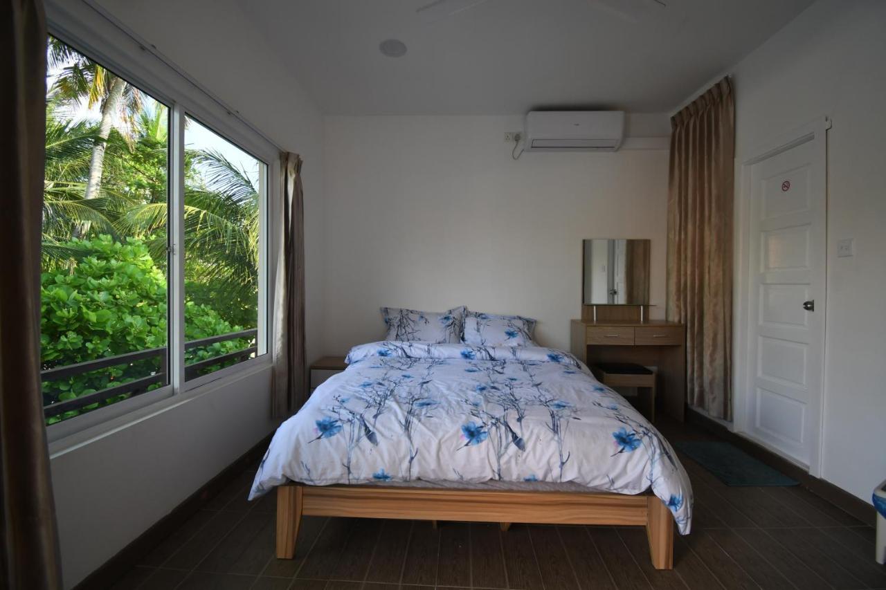 Surf Yoga Camp Hotell Thulusdhoo Exteriör bild