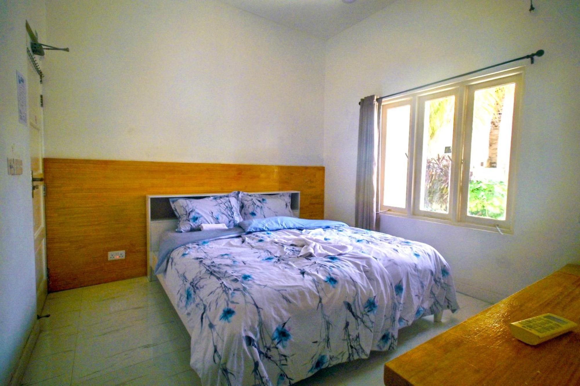 Surf Yoga Camp Hotell Thulusdhoo Exteriör bild