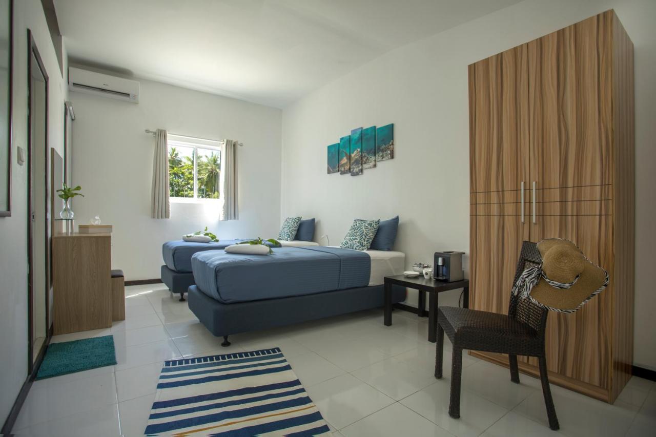 Surf Yoga Camp Hotell Thulusdhoo Exteriör bild